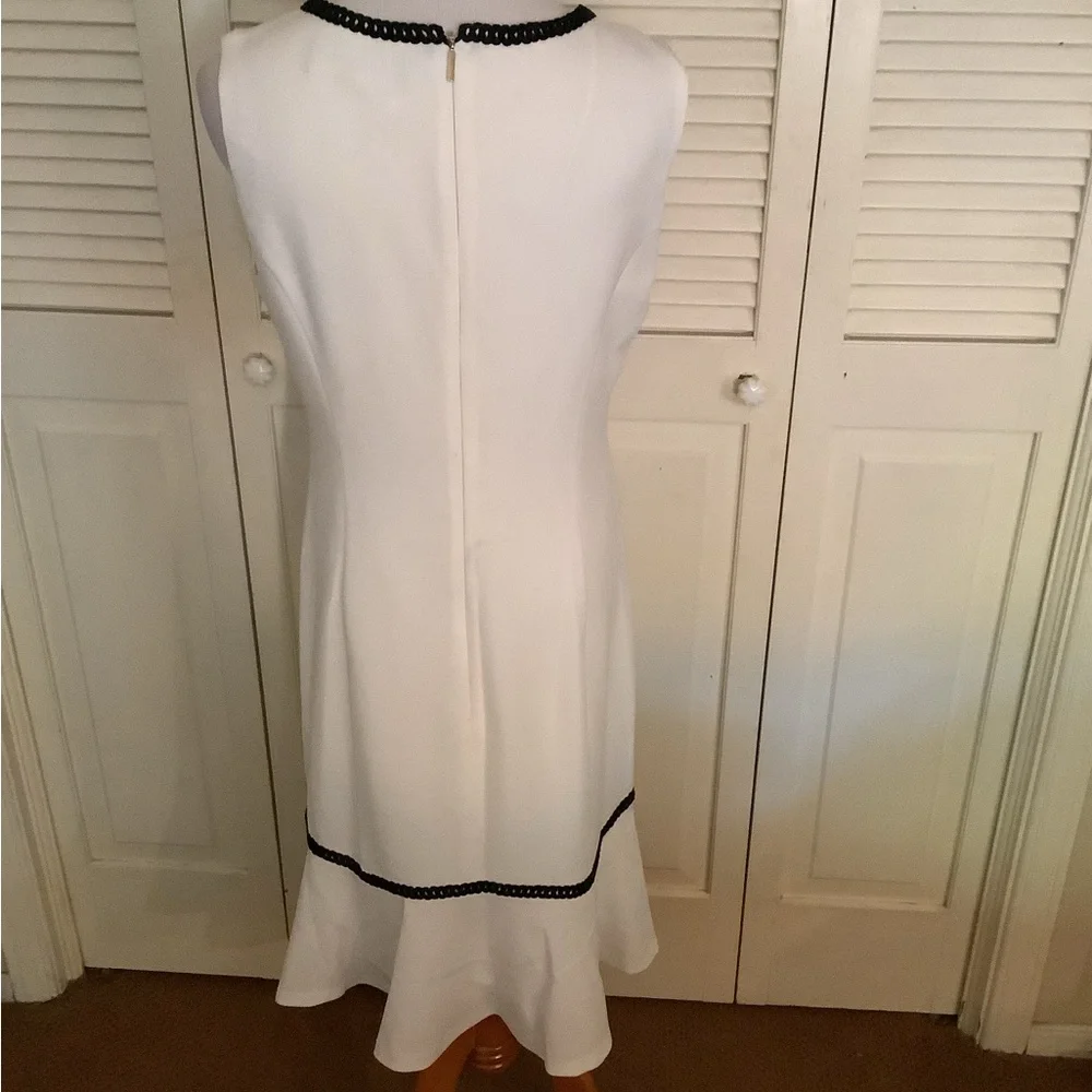 Karl Lagerfield white fully lined dress wth Blk definition.Never worn. - Picture 2 of 3